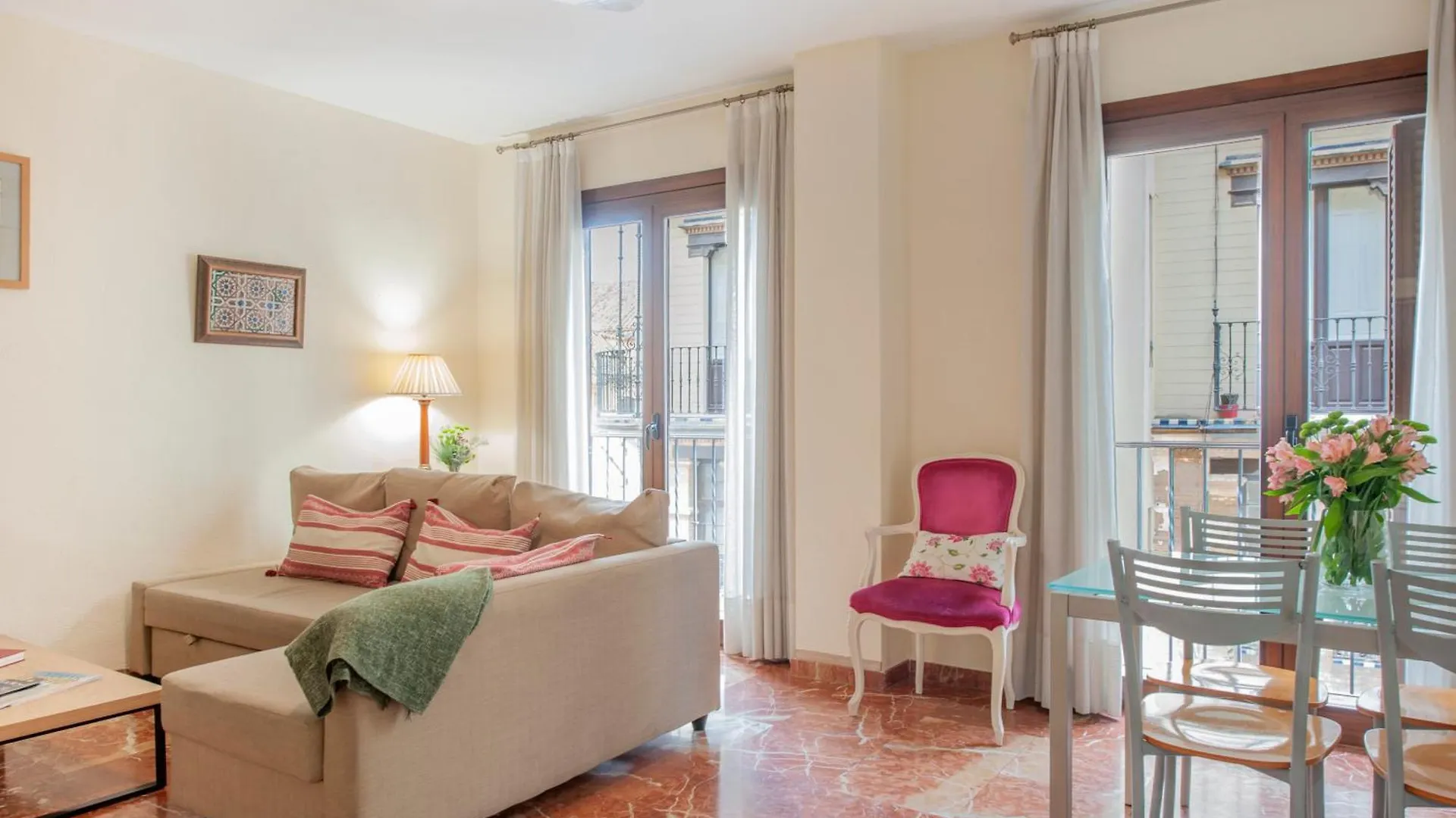 Ispal Apartment & Parking Seville Historic Center Vutse06601