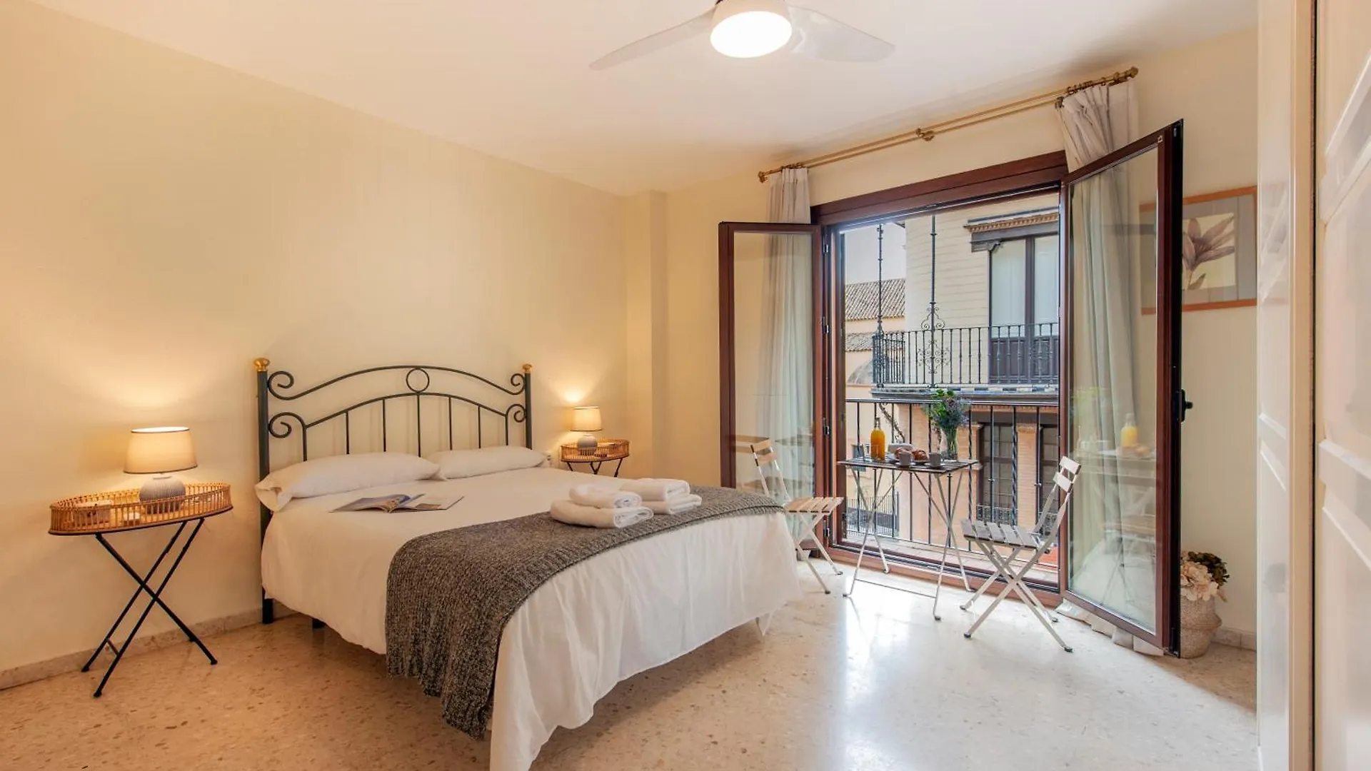 Ispal Apartment & Parking Seville Historic Center Vutse06601 Spain